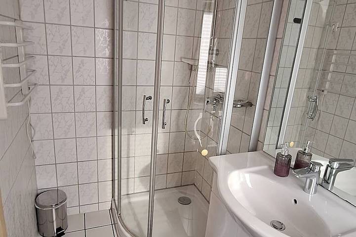 Ganze Wohnung, Ferienwohnung Schwarzheide in Schwarzheide, Naturpark niederlausitzer heidelandschaft (Brandenburg)