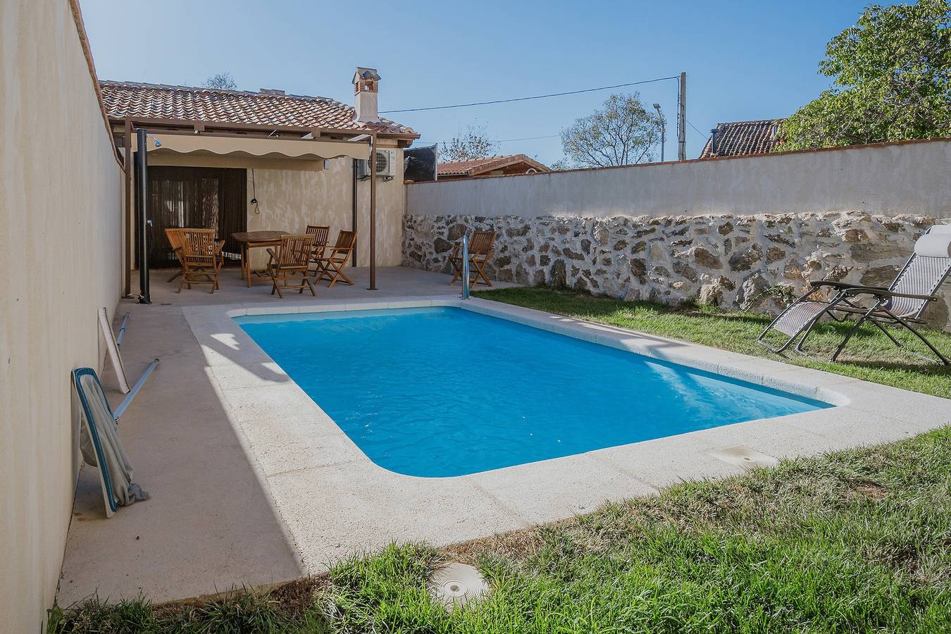 El Rincón : maison rurale pour 8 personnes dans la Sierra de Ségovie avec piscine et vue in La Cuesta (Segovia), Turégano