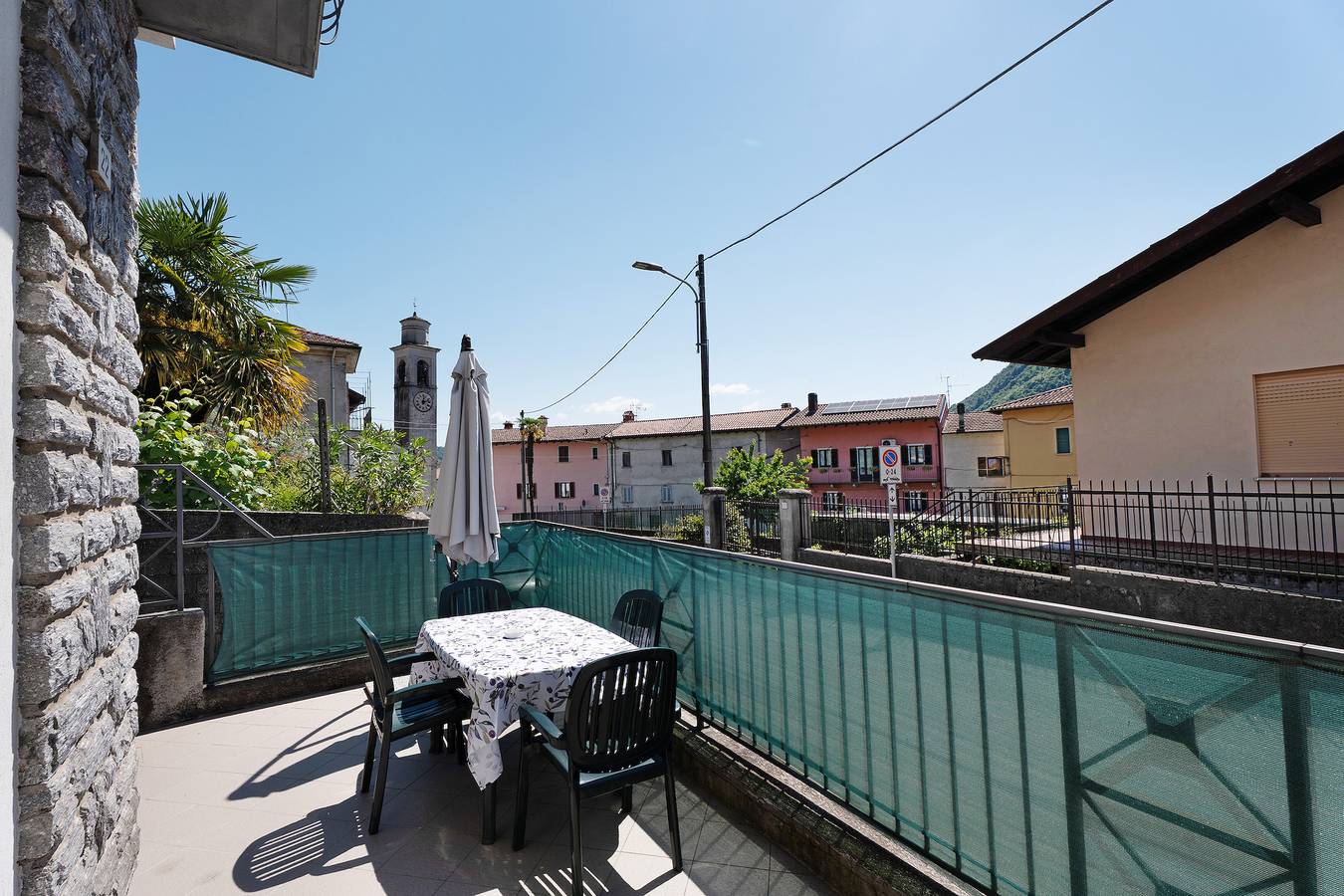 Ferienhaus 'Tra Cielo E Bosco - Verbania' mit Bergblick, privater Terrasse und Wi-Fi in Unchio (Verbania), Comune di Verbania