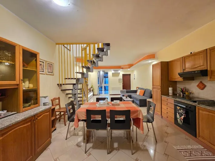 Appartamento vacanze per 6 persone, con panorama e giardino nonché terrazza - 1