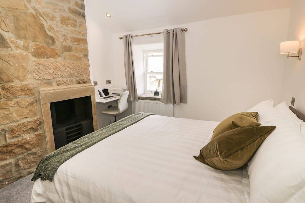 Old Stone Cottage, family friendly, with open fire in Pateley Bridge in Pateley Bridge, Nidderdale AONB