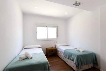 Casa Rural para 14 Personas en Torre de Benagalbón, Rincón de la Victoria, Foto 4