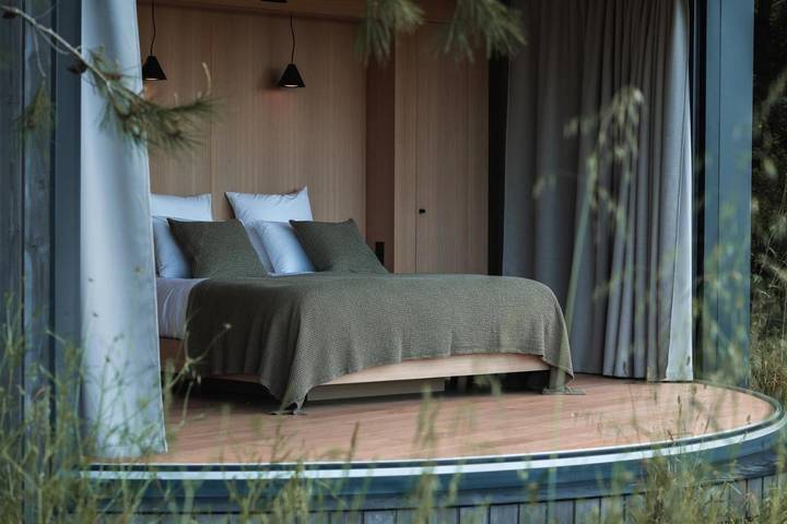 Chambre d’hôte pour 2 personnes, avec vue ainsi que jardin et piscine, animaux acceptés à Tarascon - 2