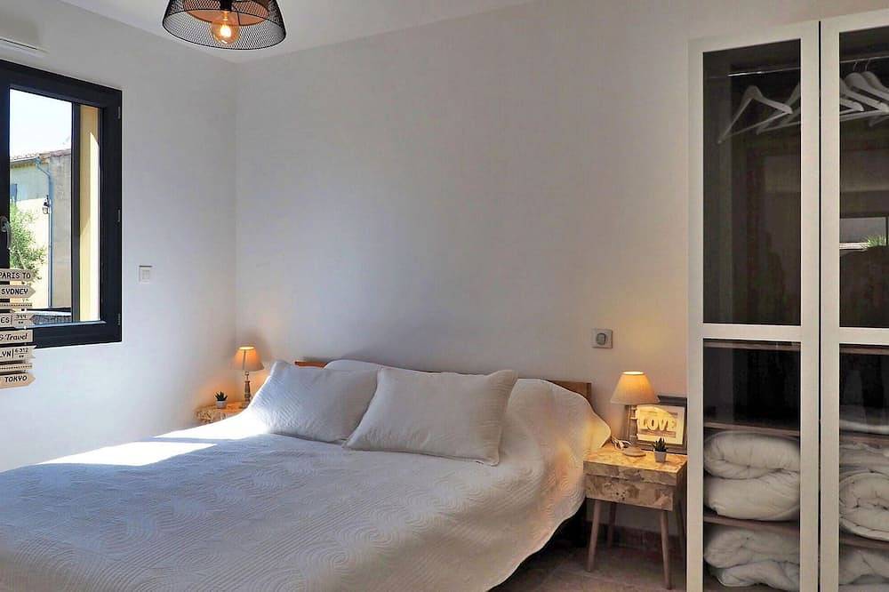 Amazing home in Maillane in Maillane, Arles region