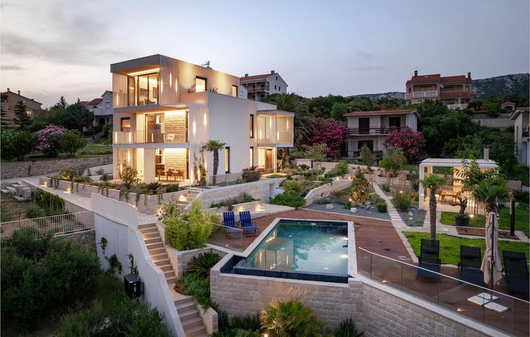 Charming 2BR Apartment with Pool, Terrace, & Beach Access - Kandarola in Palit (Kvarn Bay), Rab
