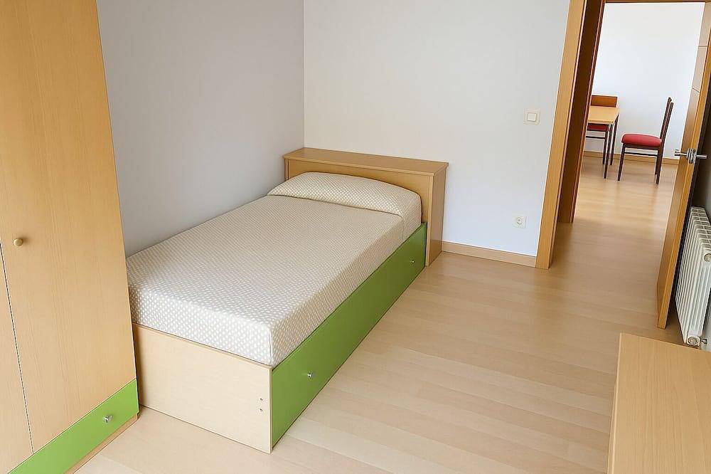 Entire apartment, 3 bedroom apartment in La Roda, Albacete Province