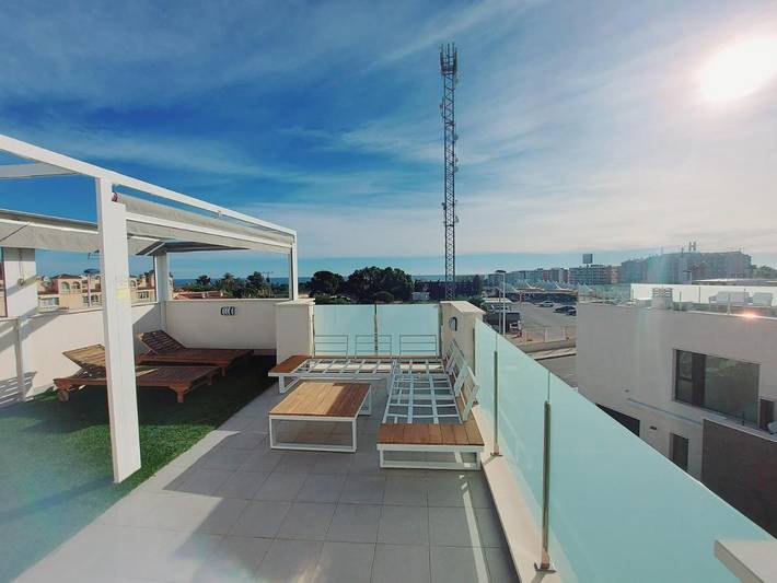 Casa rural para 6 personas, con vistas además de piscina y jardín en Torrevieja - 2