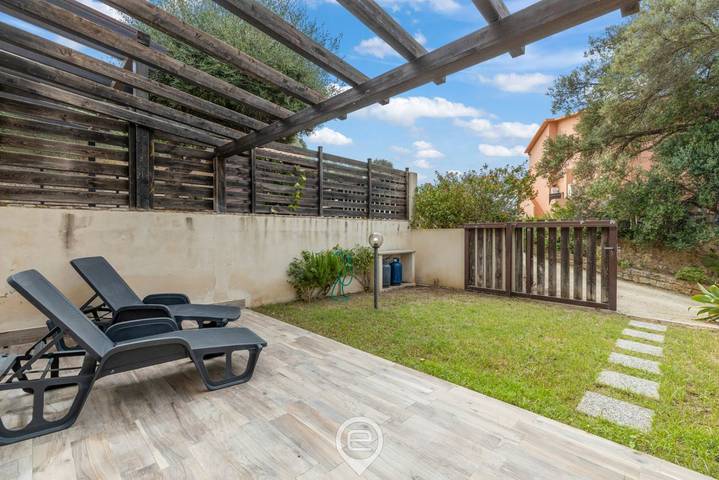 Ferienhaus für 4 Personen, mit Garten in Chia