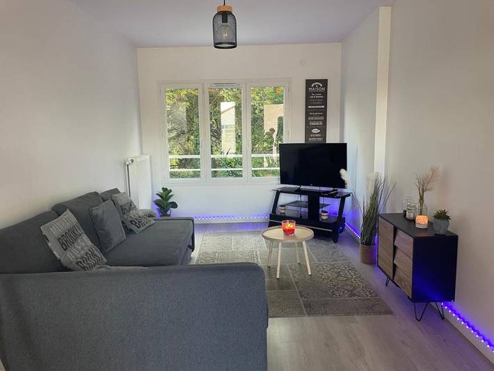 Gîte pour 4 personnes, avec Balcon à Vaujours