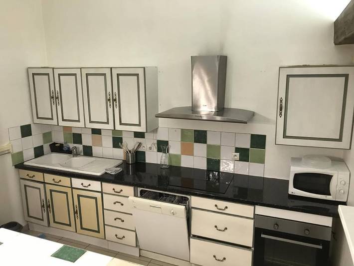 Location de vacances pour 8 personnes, avec vue et terrasse à Saint-Sernin-du-Plain - 4