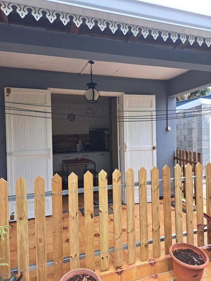 Gîte pour 2 personnes, avec terrasse dans Sainte-Clotilde - 2