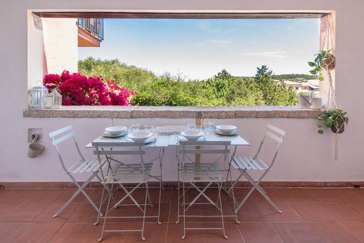 Appartement entier, Appartement de vacances pour 5 personnes avec balcon/terrasse in Porto Rotondo, Olbia