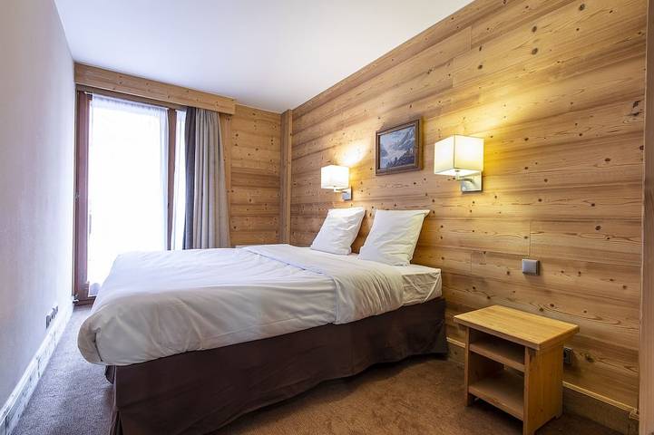 Chalet pour 4 personnes, avec balcon/terrasse, animaux acceptés dans Courchevel 1850 - 4