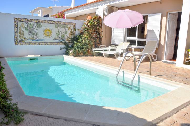 Ferienhaus für 6 Personen, mit Balkon/Terrasse in Quarteira - 2
