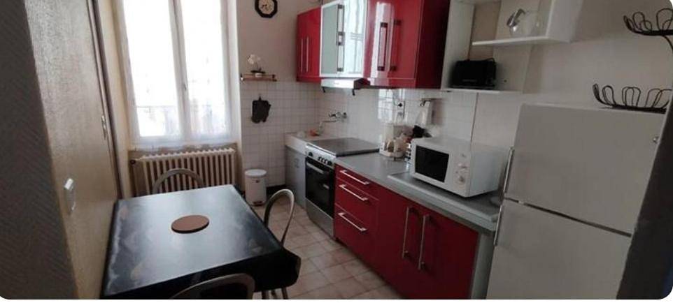 Gîte pour 4 personnes, avec jardin dans Gare De La Bourboule