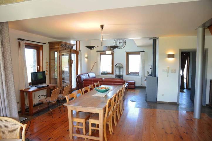 Location de vacances pour 8 personnes, avec jardin ainsi que terrasse et sauna, animaux acceptés à Somme-Leuze - 2