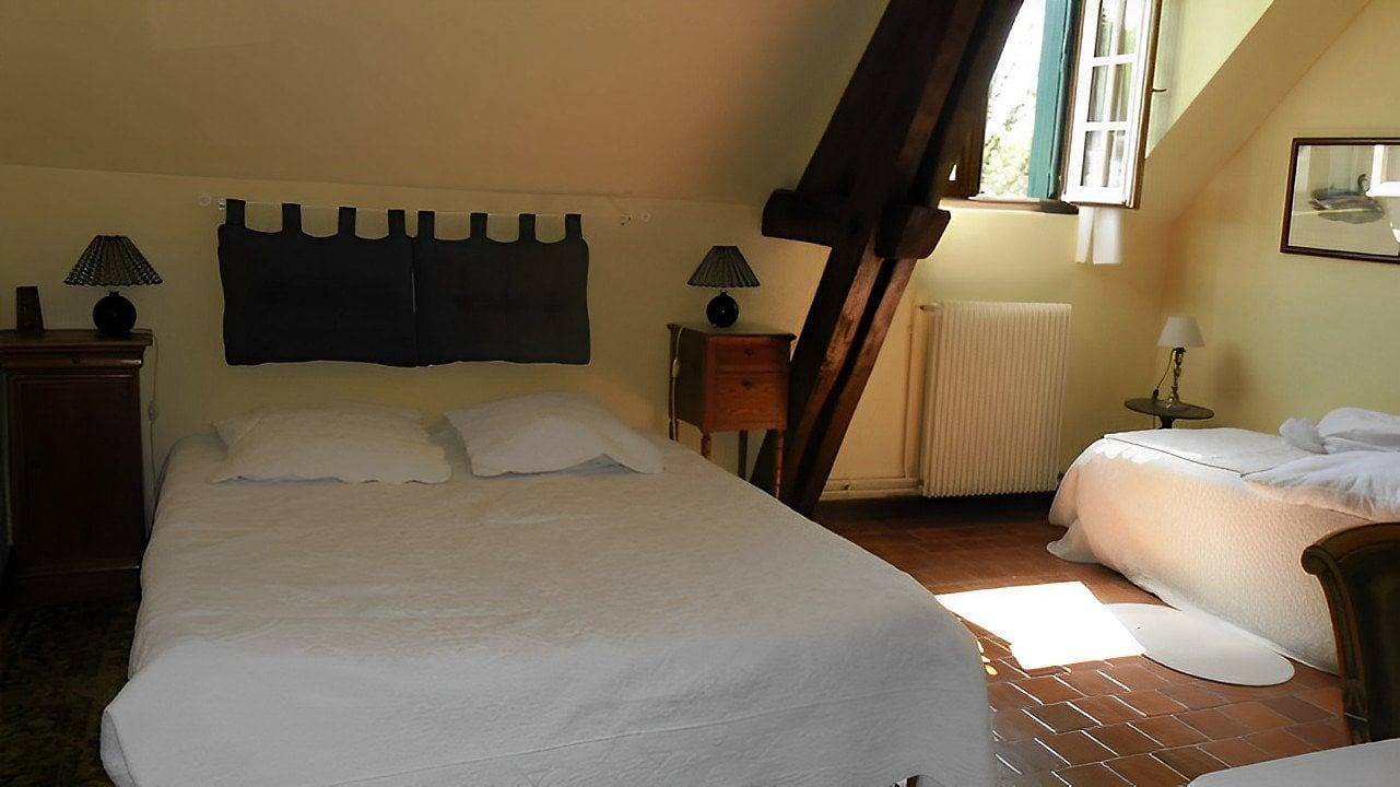 Beauvais chambre et table d'hôtes - Grande chambre in Tauxigny, Vallée de la Loire