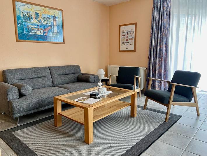 Ferienwohnung für 4 Personen, mit Terrasse und Garten in Greetsiel - 2