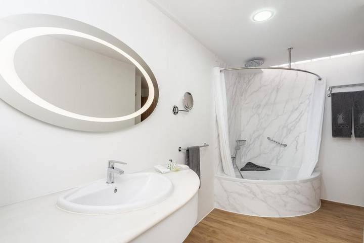 Ferienanlage für 4 Personen, mit Pool und Terrasse sowie Sauna und Whirlpool auf den Kanaren - 2