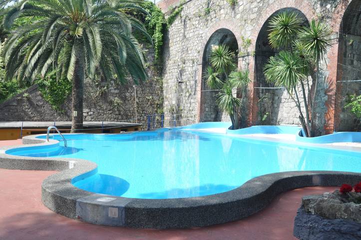 Appartamento intero, Appartamento Monolocale Moneglia 34 vicino alla spiaggia con piscina condivisa e Wi-Fi in Bagni Jolanda, Moneglia