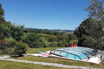 Chambre d’hôte pour 6 personnes, avec jardin dans le Tarn