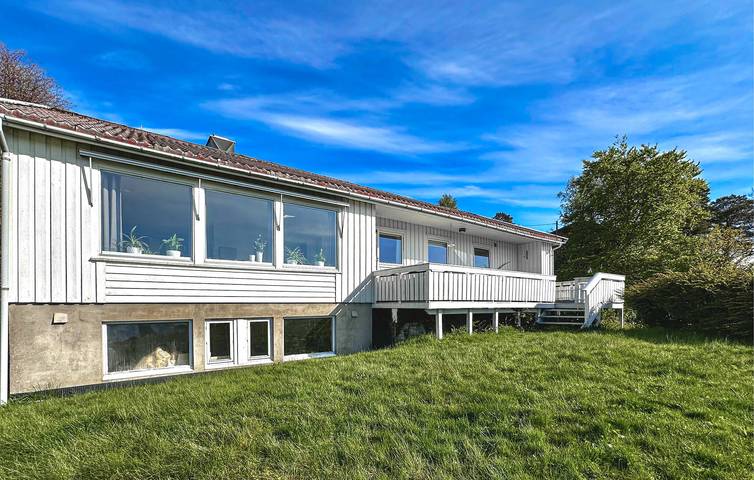 Ferienhaus für 6 Personen mit Garten in Mandal