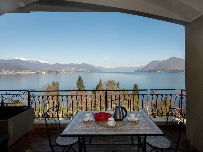 Ferienwohnung für 4 Personen, mit Seeblick und Balkon sowie Garten in Comune di Stresa - 3