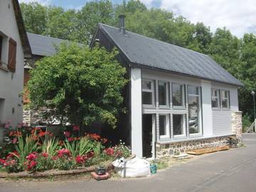 Gîte pour 4 personnes, avec jardin à Vernines