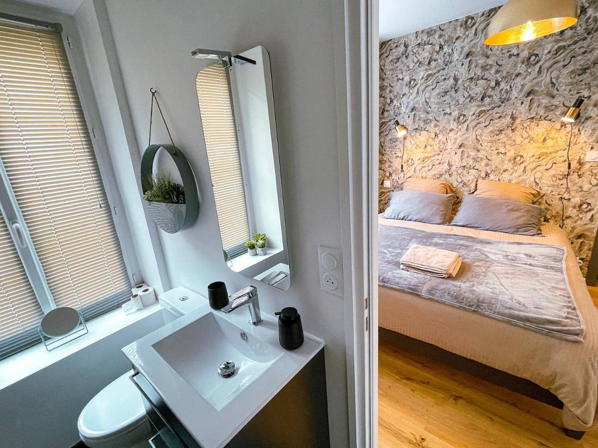 Six-Bedroom House in Boulogne-sur-Mer, Région de Boulogne-sur-Mer