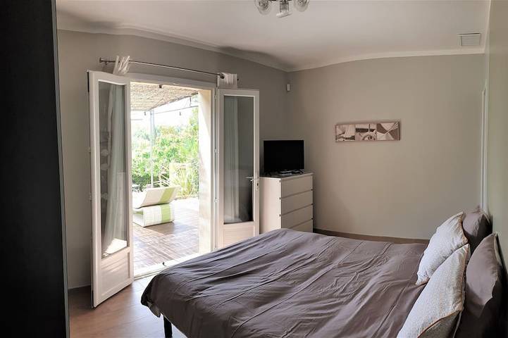 Zeitgenössische Villa 500 m Strand und Club 55 in Pampelonne, Ramatuelle