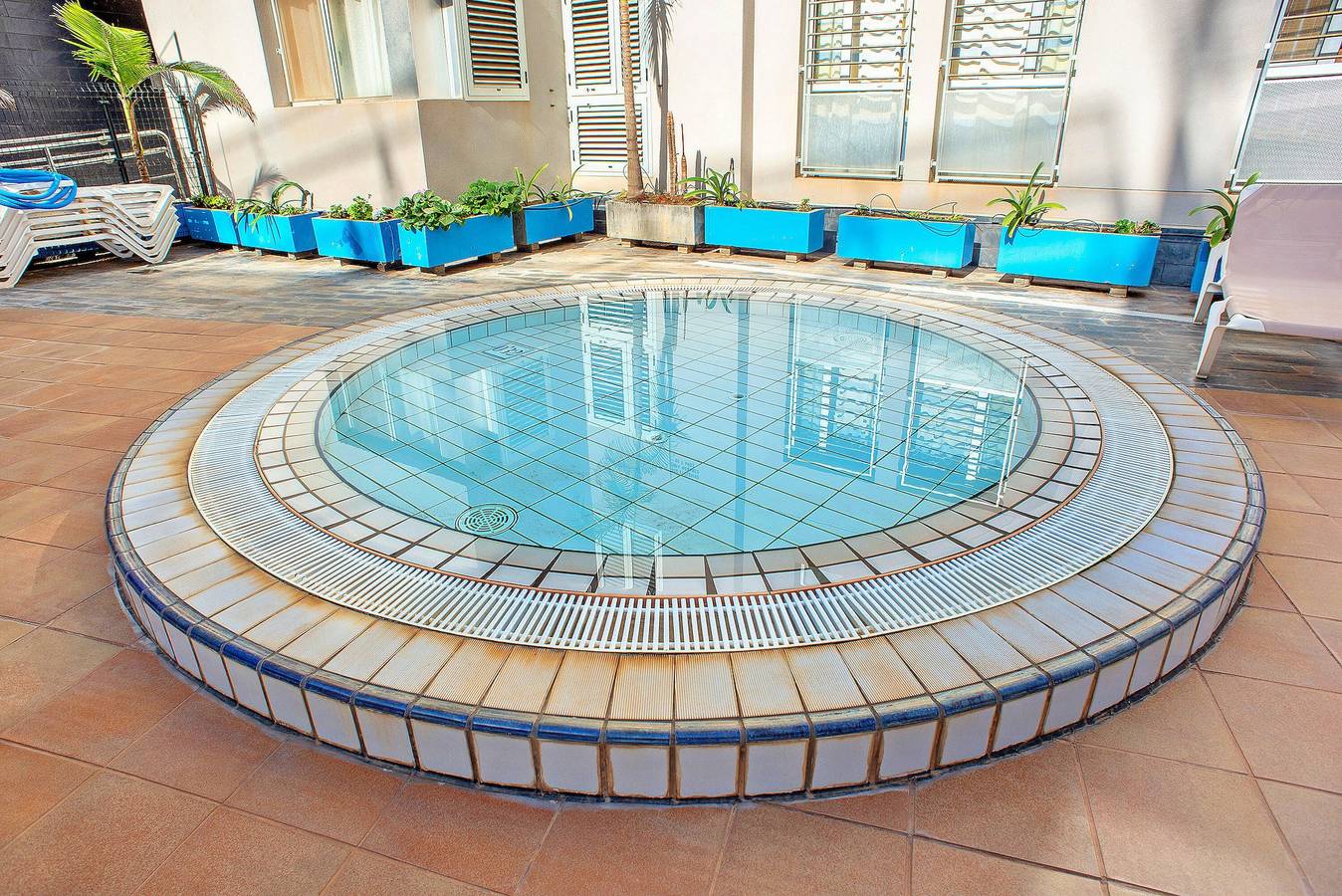 Entire apartment, Holiday Home "Playa Sardina" near the Beach with Mountain View & Wi-Fi in Sardina del Norte, Gáldar
