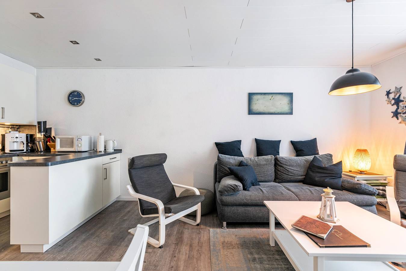 Ganze Wohnung, Ferienwohnung Silbermöwe" mit Balkon und Wlan in Friedrichskoog-Spitze, Friedrichskoog