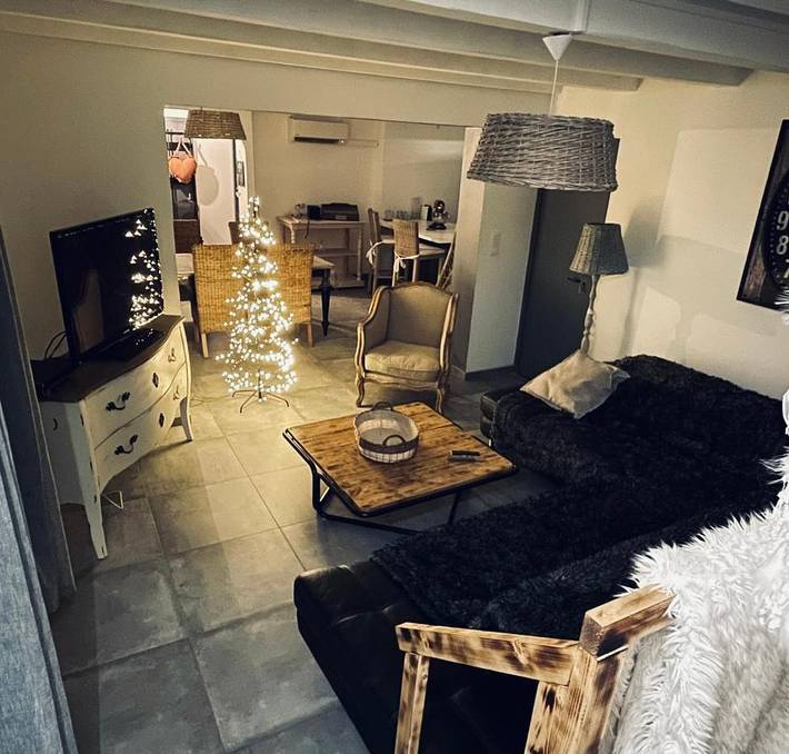 Location de vacances pour 8 personnes, avec piscine et jardin à Les Angles (Gard) - 3