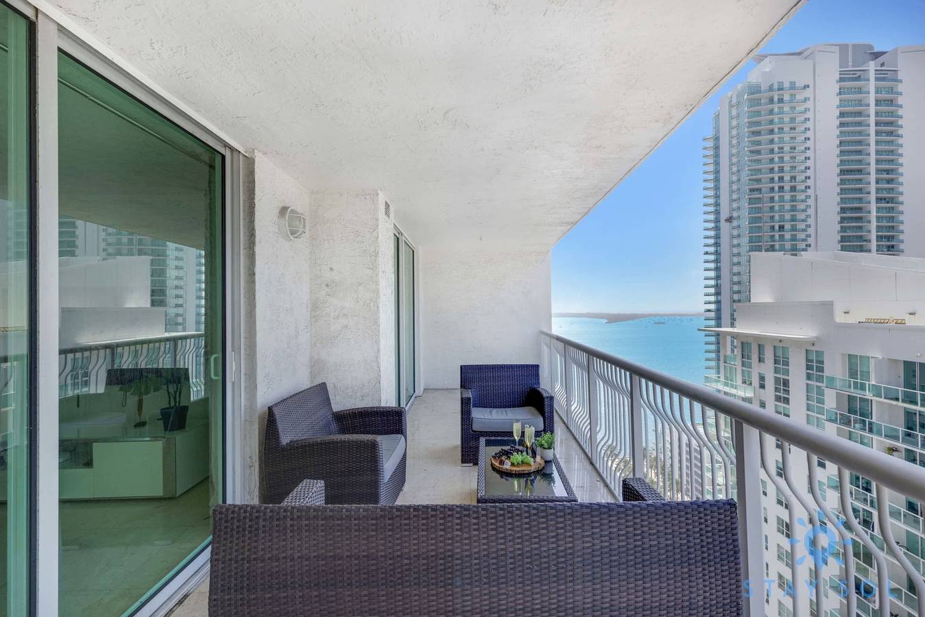 Ganze Wohnung, 1 Br Apartment - Ocean and city views in Miami, Florida