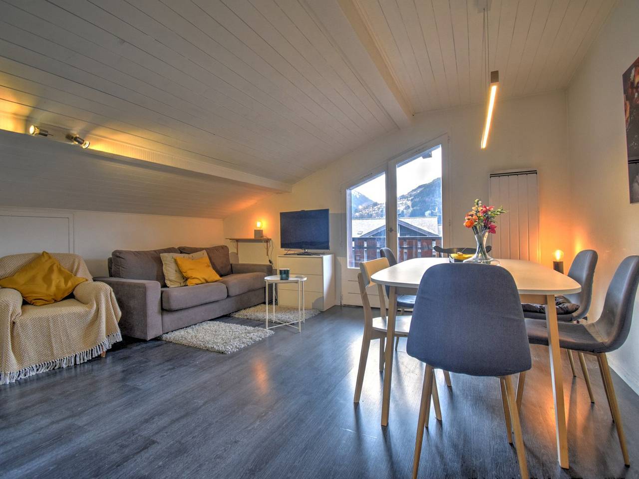 Apartamento entero, Luminoso apartamento de 2 habitaciones con balcón y aparcamiento in Montriond, Les Portes du Soleil