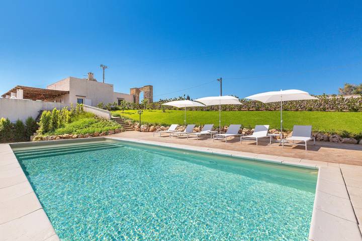 Villa per 11 persone, con piscina a Sannicola