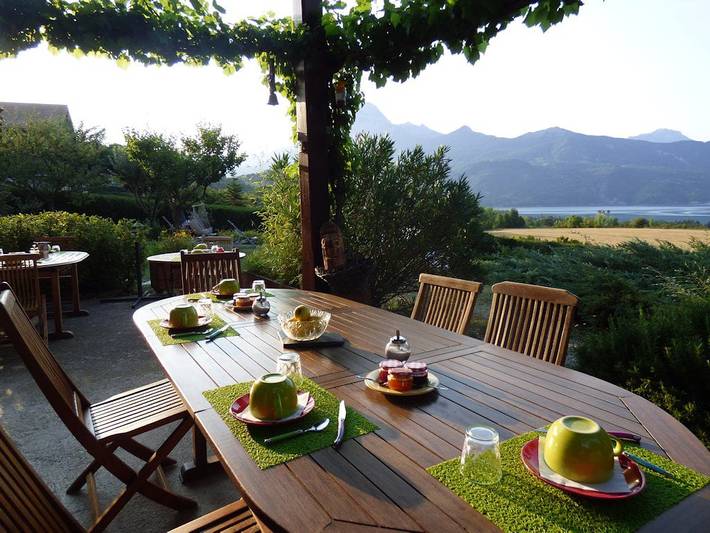 Chambre d’hôte pour 2 personnes, avec jardin et vue sur le lac dans Hautes-Alpe - 4