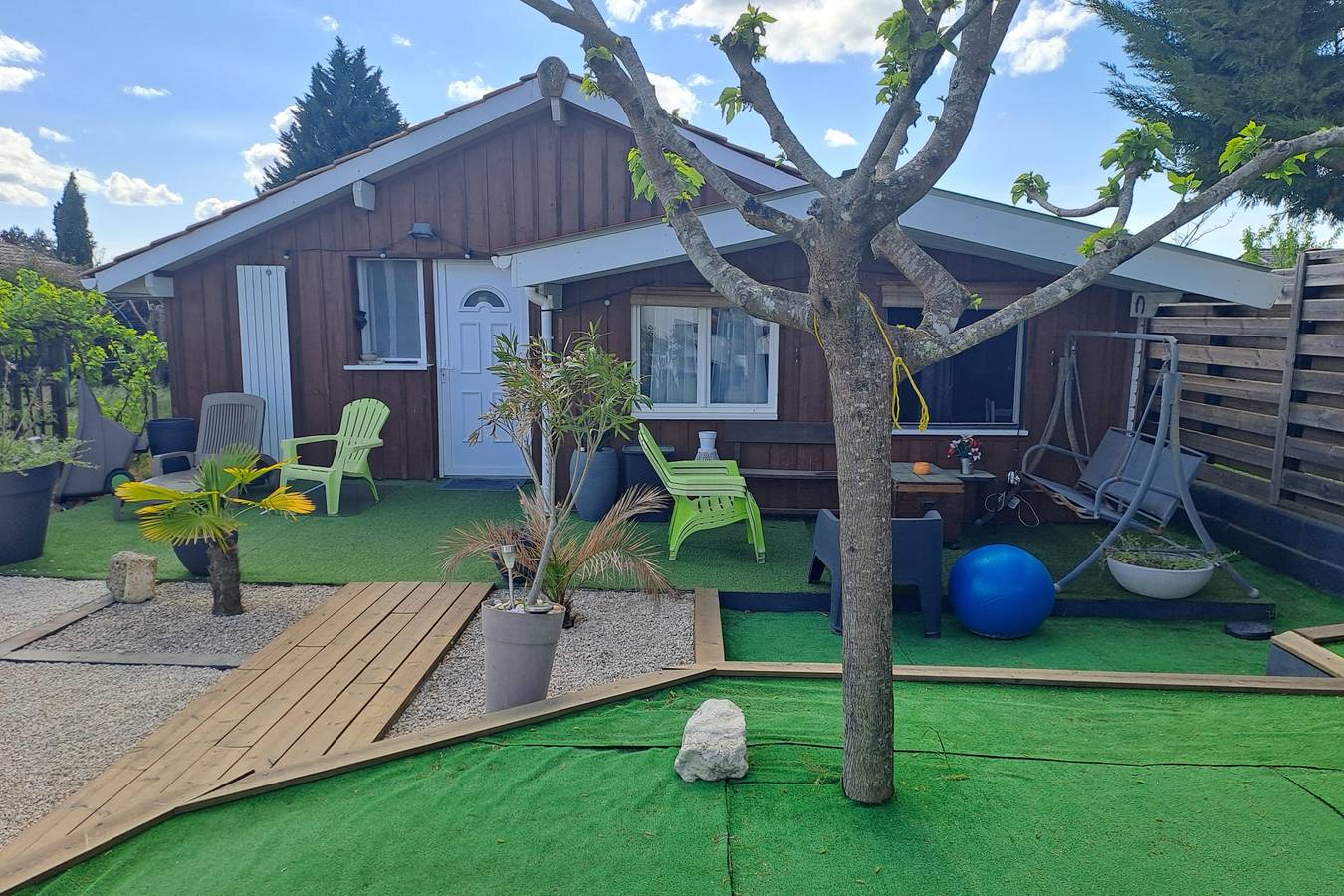 Chalet avec terrasse, piscine et parking à Audenge in Audenge, Région d'Arcachon