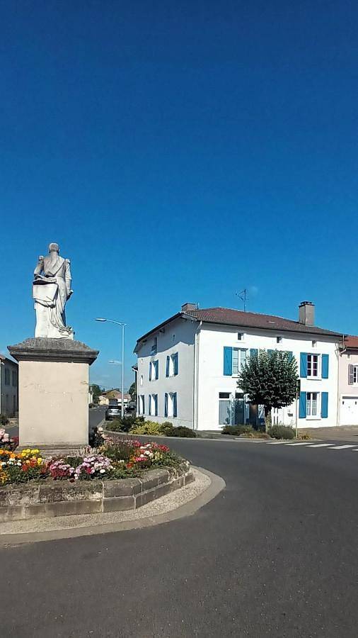 Gîte pour 8 personnes, avec vue à Damvillers