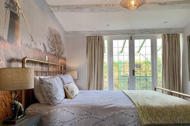 Bed and breakfast for 4 people, with garden in Norfolk