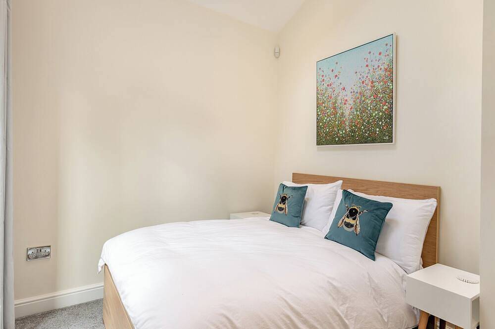 3 bedroom accommodation in Bournemouth in Bournemouth, South West England