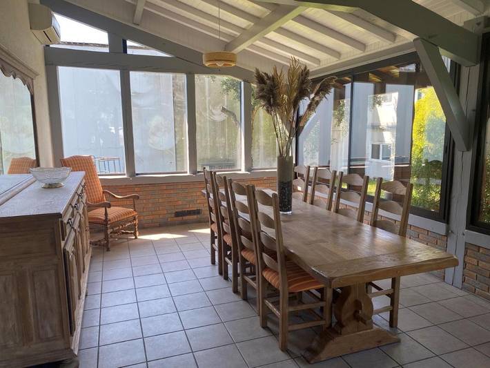 Location de vacances pour 15 personnes, avec vue ainsi que terrasse et piscine à Liposthey - 4