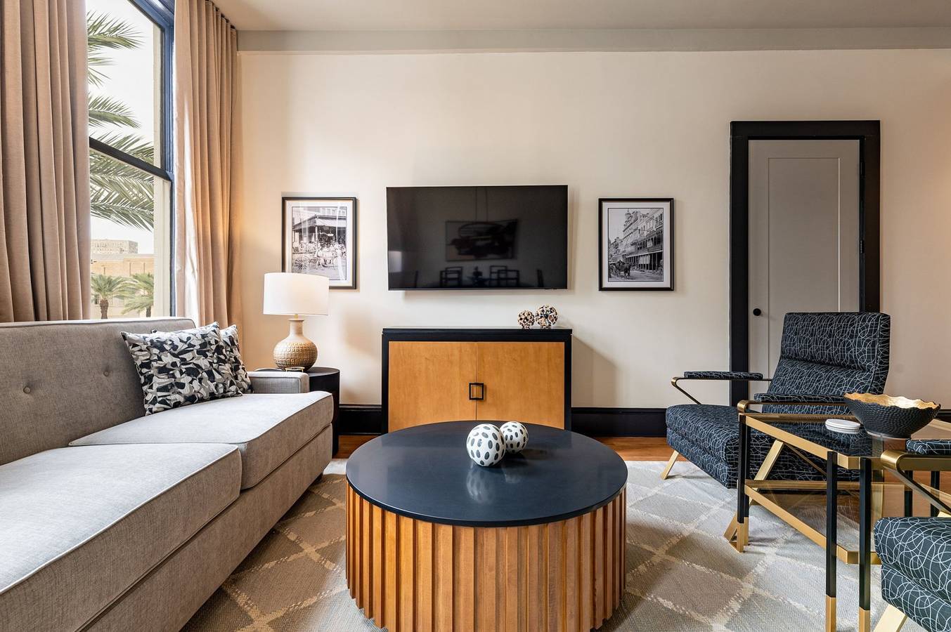 Apartamento entero, 2Br Canal St View 2 Blocks to Bourbon St | The Mayfair in Storyville (New Orleans), New Orleans
