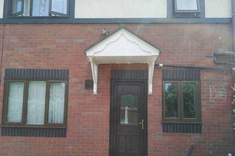 4 Schlafzimmer Gesamte Wohnung In Der Nähe Des Manchester City Stadium in Manchester, Greater Manchester