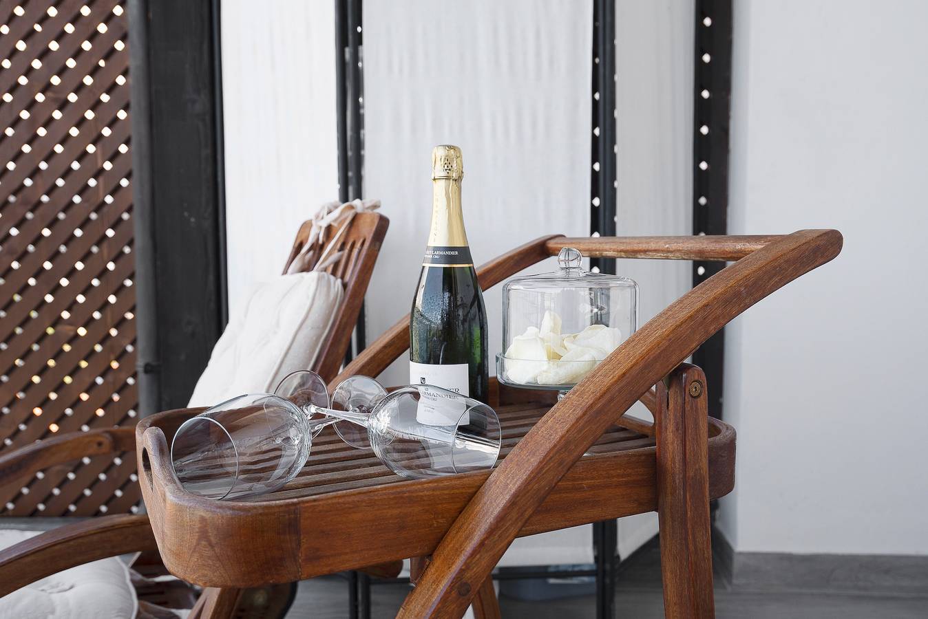 Ganze Wohnung, Ferienwohnung "Residenz La Mignon Romantic" am Gardasee in Torri del Benaco, Gardasee-Berge