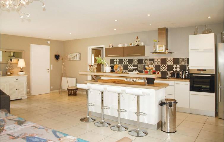 Appartement mit Meerblick, Parkplatz und Garten - 900m zum Strand in Trélévern, Rosa Granitküste
