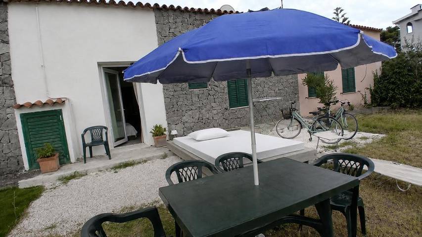 Casa vacanza per 4 persone, con giardino e panorama, con animali domestici - 1