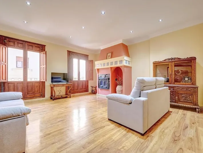 Holiday apartment for 12 people, with balcony - 1