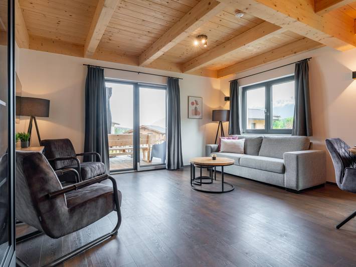 Ferienhaus für 12 Personen, mit Balkon und Terrasse sowie Garten in Hermagor-Pressegger See