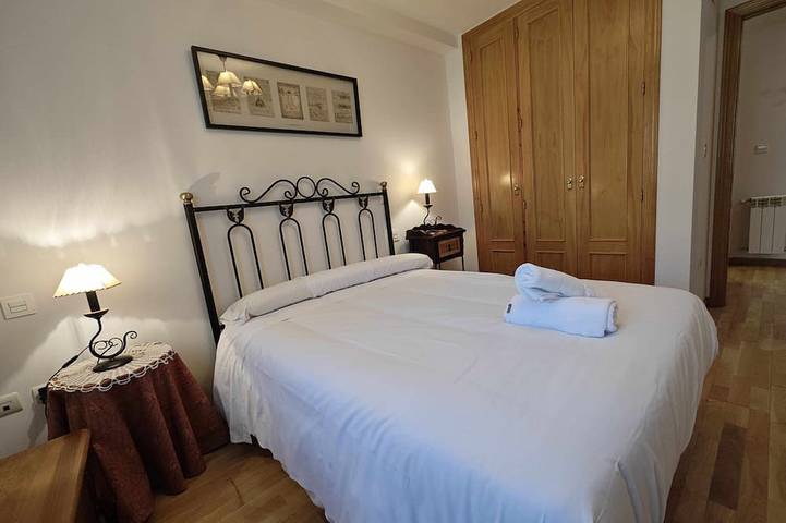 Ganze Wohnung, Sarriales Ii Tucasaenlospirineos in Escarrilla, Sallent de Gállego